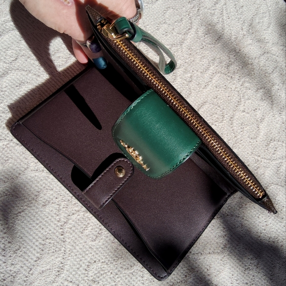 Coach Phone Wallet in Signature Coated Canvas-- NWT - Picture 12 of 14